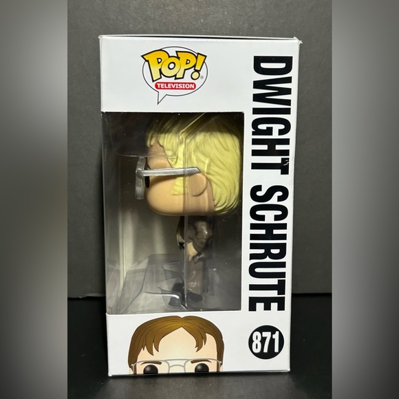 Dwight Schrute Blonde Funko Pop - Picture 2 of 6